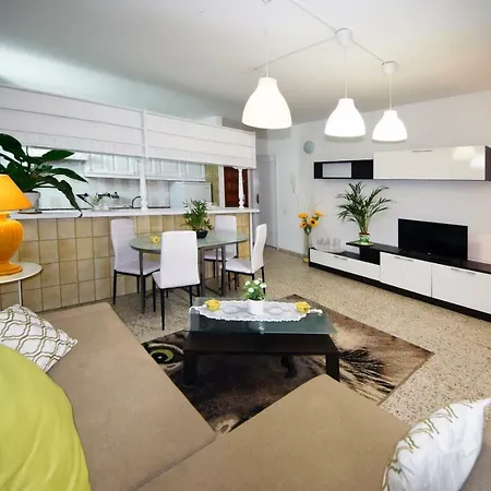 Sea View Apartment, Terrace. Beach At 200 Mtm لوس كريستيانوس