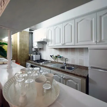 شقة Sea View Apartment, Terrace. Beach At 200 Mtm